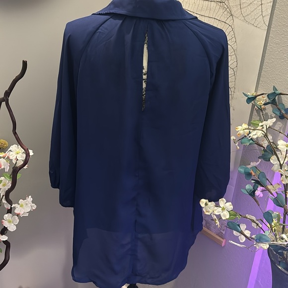 Top/Dress - Picture 5 of 8